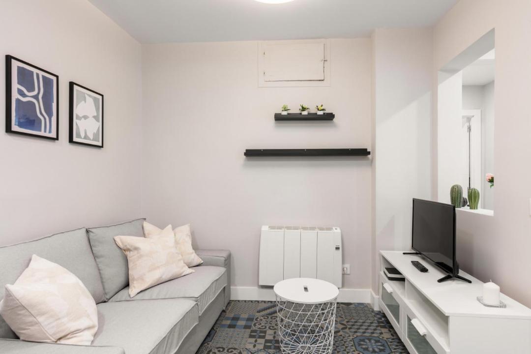 2 Bedrooms 1 Bathroom Furnished - Las Letras - Bright - Mintystay Madrid Exterior photo